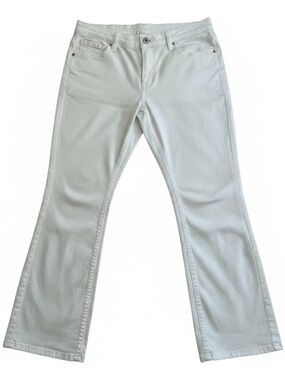 Women’s Lane Bryant White Capri Jeans -Plus Size 26W.